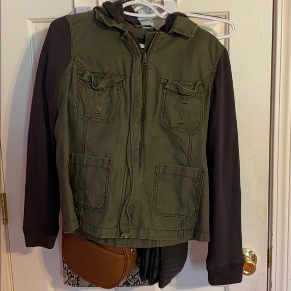 American Eagle Outfitters Jackets & Blazers - American eagle cargo jacket